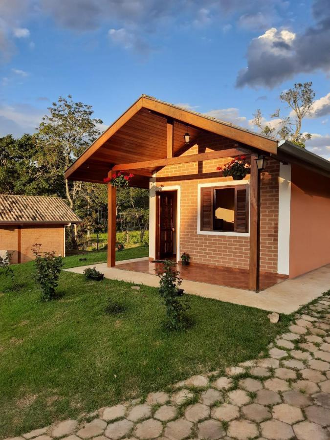 Encanto Das Rosas Santo Antonio do Pinhal Exterior photo